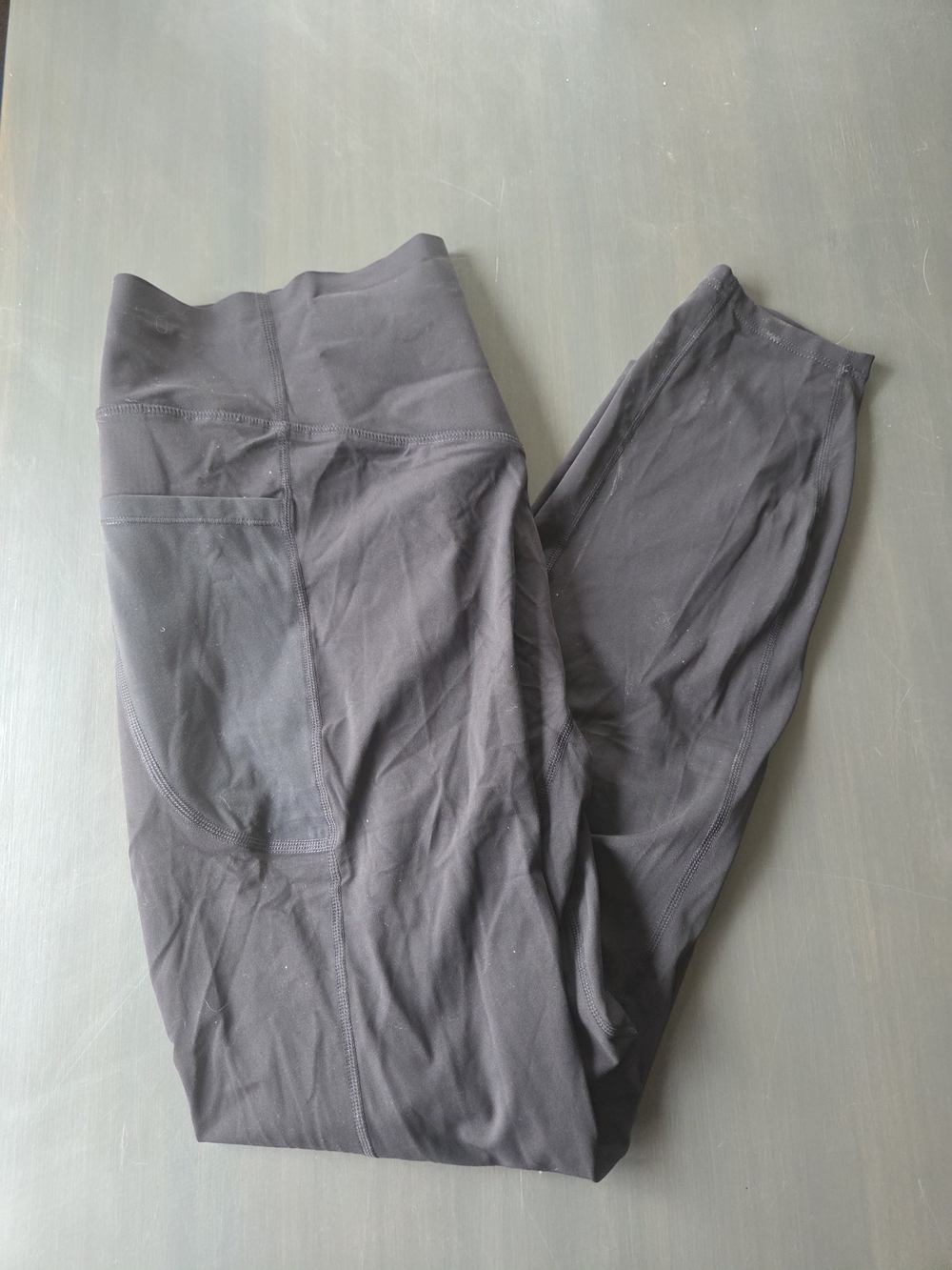 HALARA UltraSculpt Black High-Waist Scrunch Butt Lift Leggings with Side Pocket